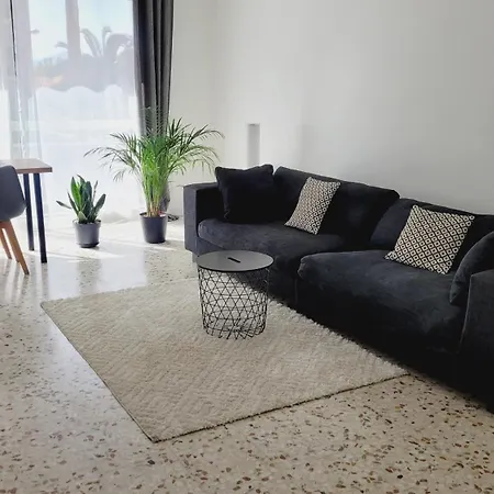 Spacieux T4 Renove En Plein Coeur De Hyeres Ideal Pour Des Vacances En Famille Exterior photo