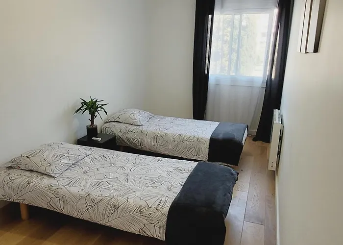 Spacieux T4 Renove En Plein Coeur De Hyeres Ideal Pour Des Vacances En Famille